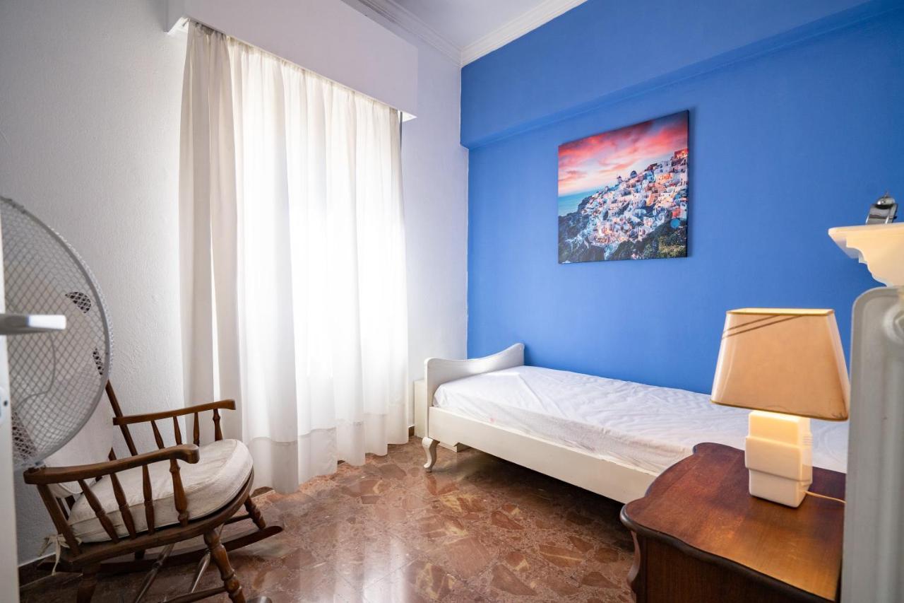 Larissa Station Metro St. 2 Bedrooms 3 Pers. Flat Атина Екстериор снимка