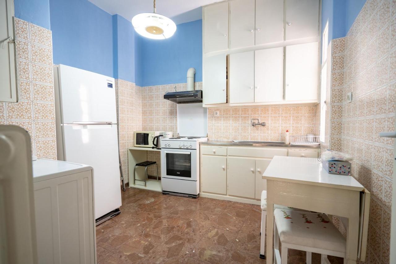Larissa Station Metro St. 2 Bedrooms 3 Pers. Flat Атина Екстериор снимка